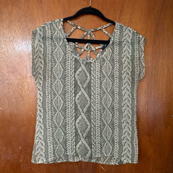Printed Blouse with Cute Straps - Picture 1 of 2